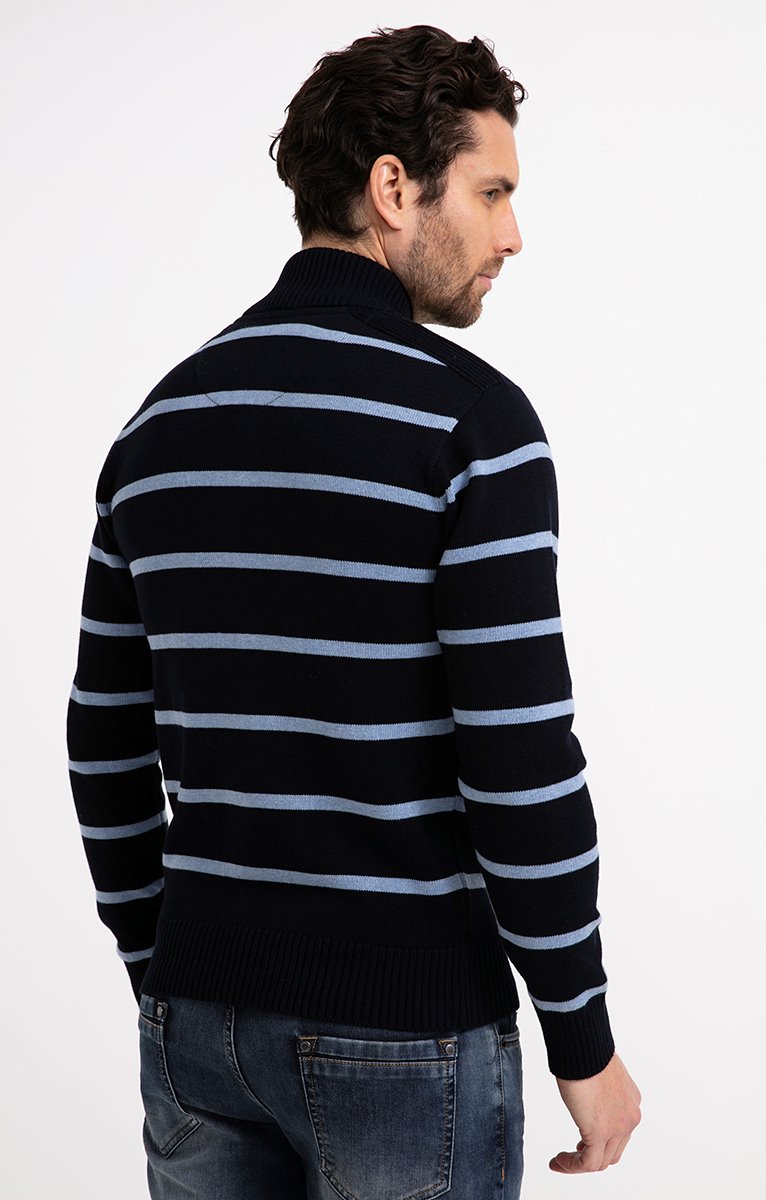  Pull Col Montant