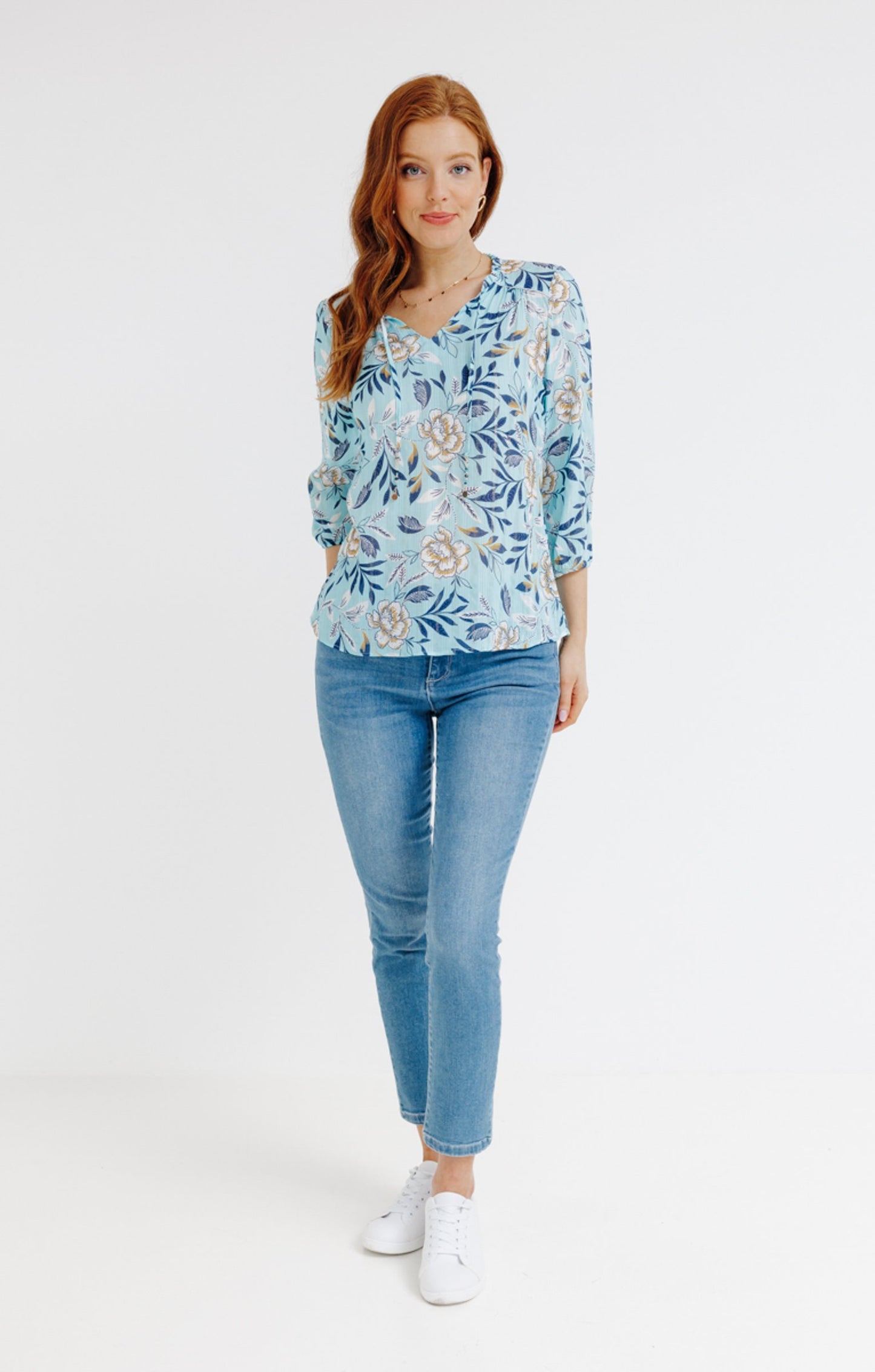  Blouse Col V Avec Froufrou Lien Bijoux