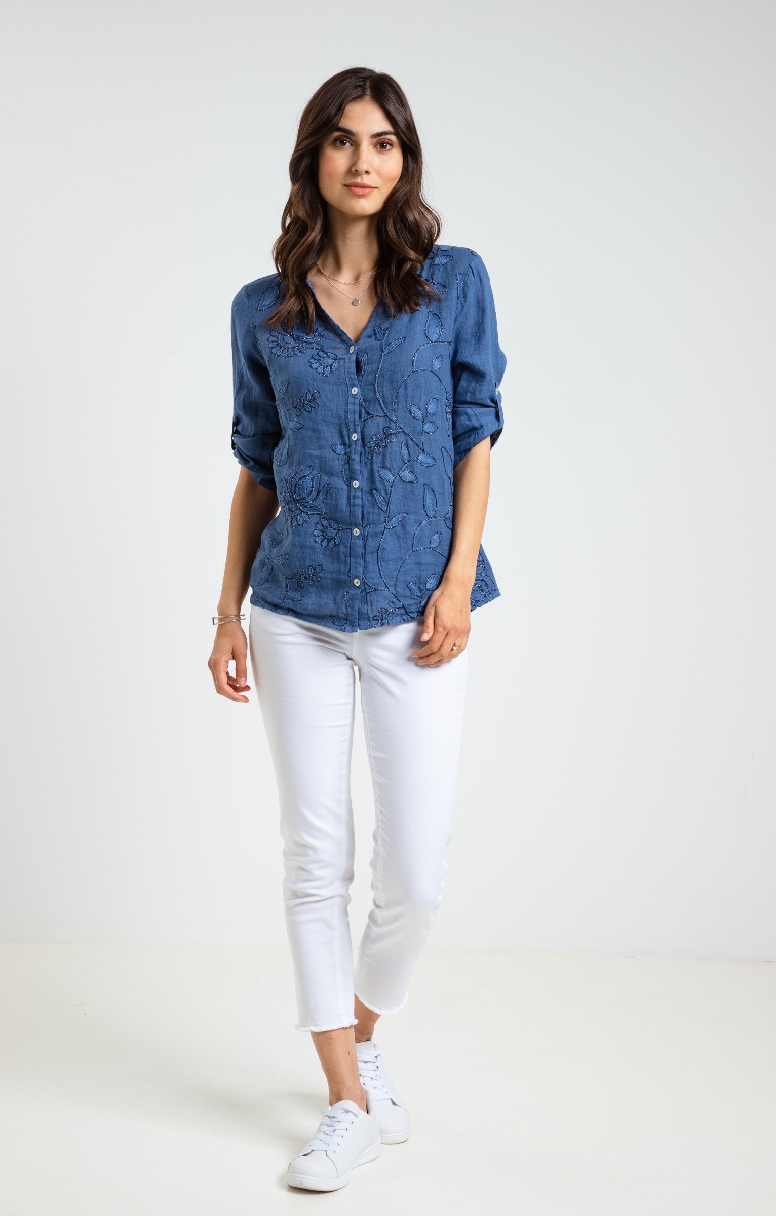  Blouse En Lin Avec Broderies