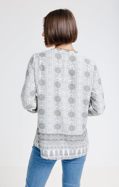  Blouse Imprimé Placé Col Froufrou