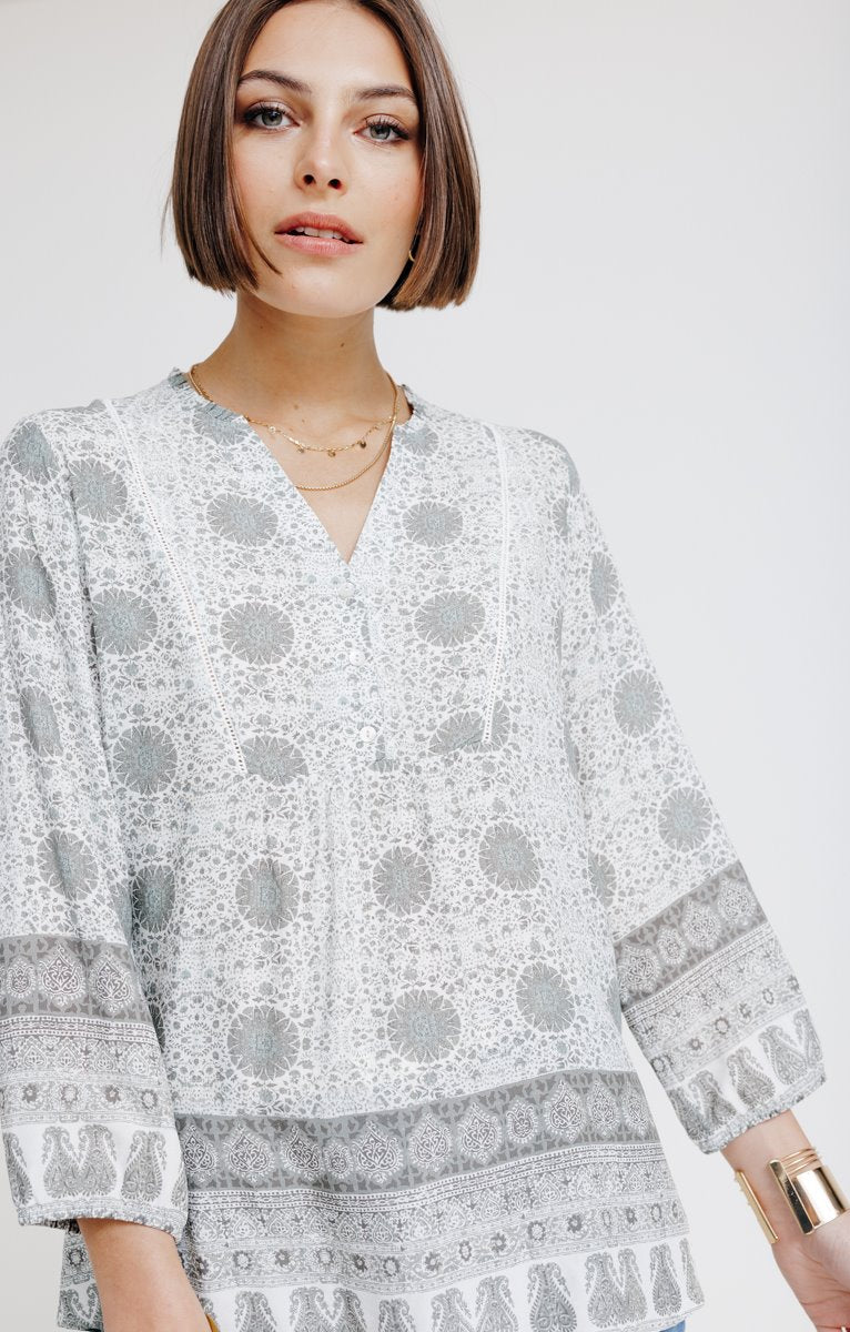  Blouse Imprimé Placé Col Froufrou