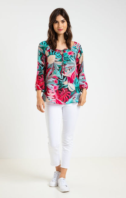  Blouse Imprimée Et Lien Bijoux Au Col