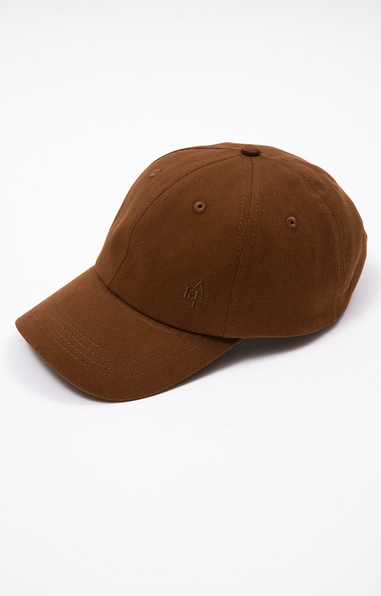  CASQUETTE AVEC BRODERIE