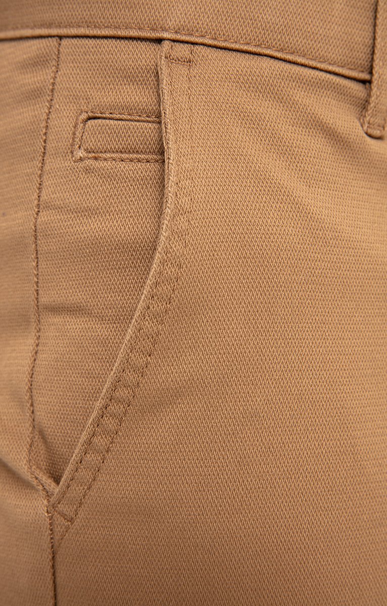  Pantalon Chino Façonné