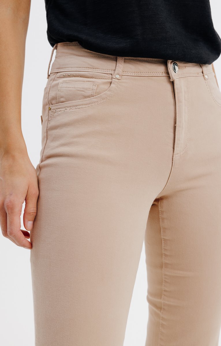  Pantalon Droit Avec Double Boutonnage