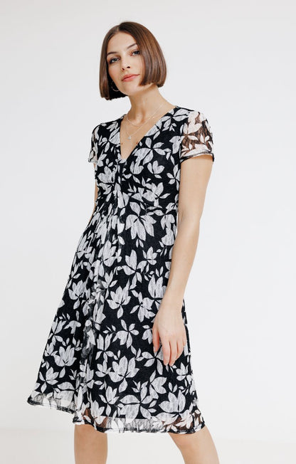  Robe En Dentelle Imprimée