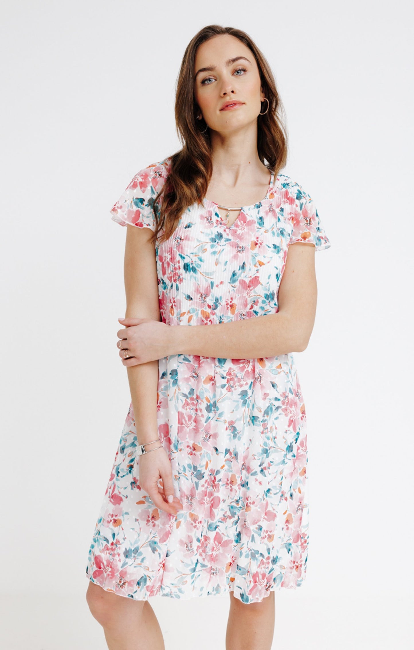  Robe Plissée Imprimée Avec Bijou Col